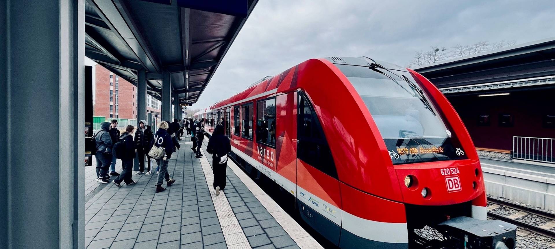 Bundespolizei holt aggressiven Fahrgast aus Regionalzug