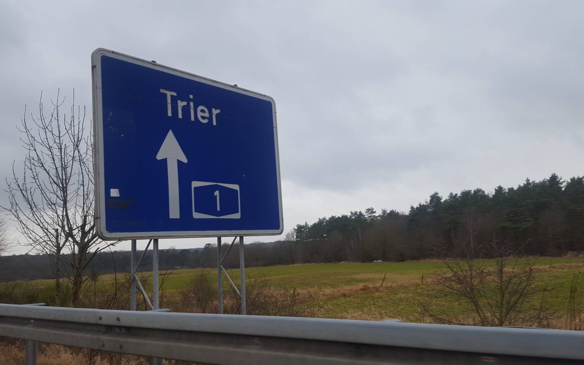 A1 nach LKW-Unfall wieder freigegeben