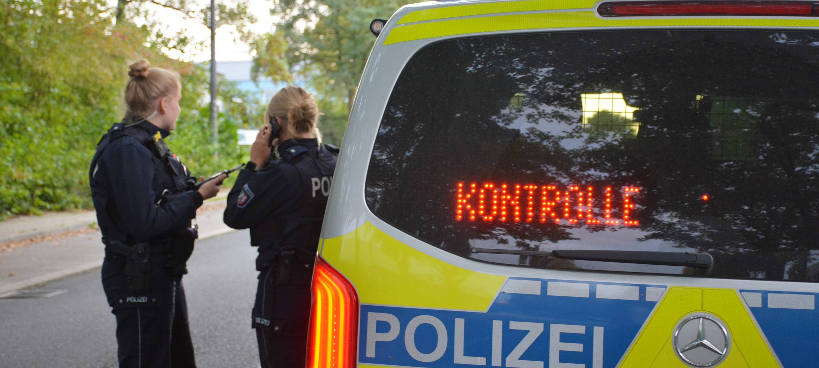 Polizei kontrolliert Massagestudios
